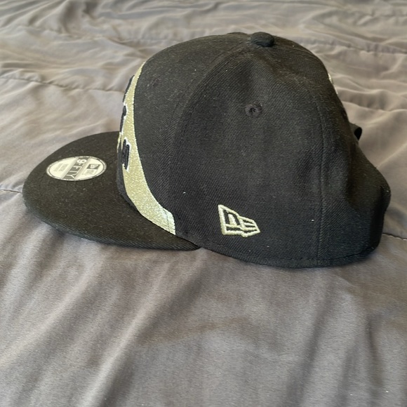 Toronto raptors hat - Picture 4 of 5